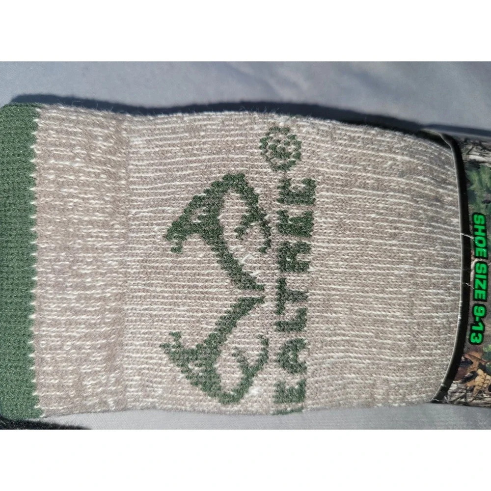 2 Realtree Unisex Hunting Socks Wool Blend Size 9-13 Gray Brown